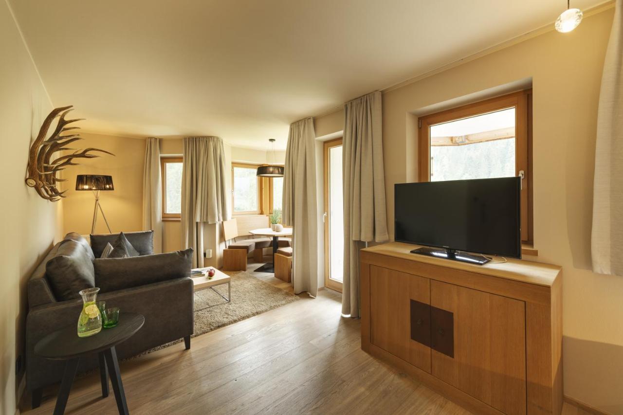 Almhof Family Und Wellness Resort Gerlos Buitenkant foto